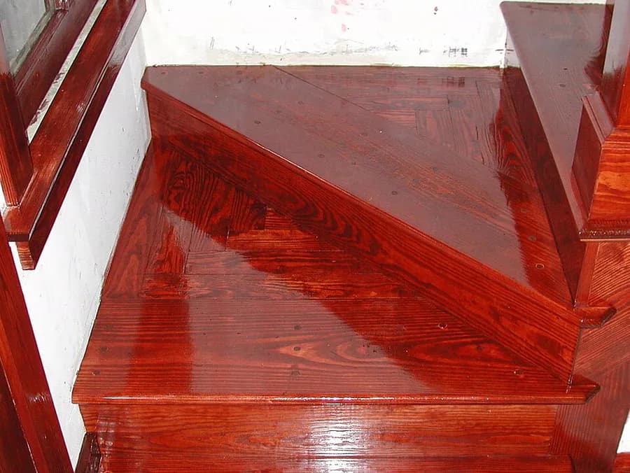 Representative alkyd resin coating applied to a timber surface